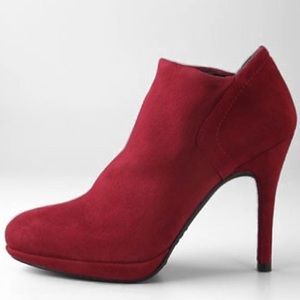 Stuart Weitzman | Red Suede Ankle Heel Booties